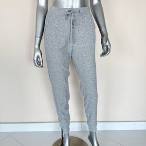 ALO Yoga women grey sweatpants size S